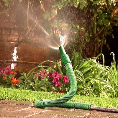 Bernini Cobra Watering Wand - Green 5 Bernini Cobra Watering Wand - Green - Image 3