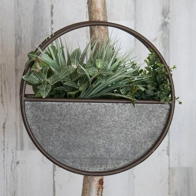 Round Metal Wall Planter - Foreside Home & Garden 8 Round Metal Wall Planter - Foreside Home & Garden - Image 6